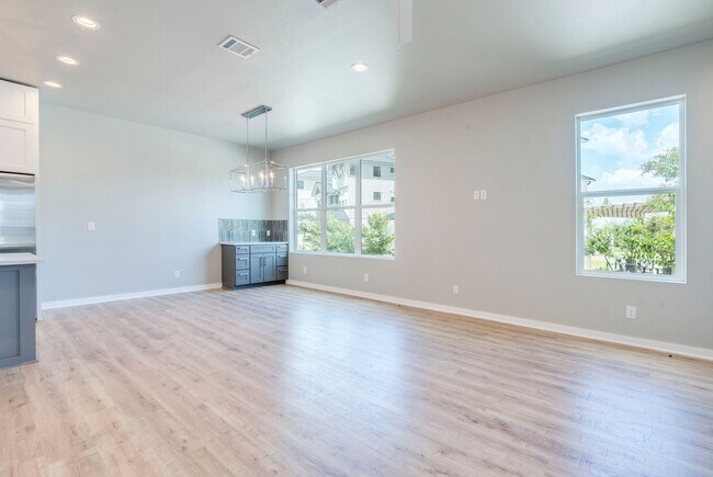 Foto del edificio - 2324 Kellie Brooke Rd