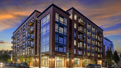 Building Photo - Slabtown Flats