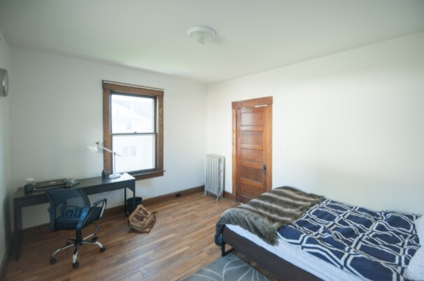 Foto del edificio - 36 Farr Ave