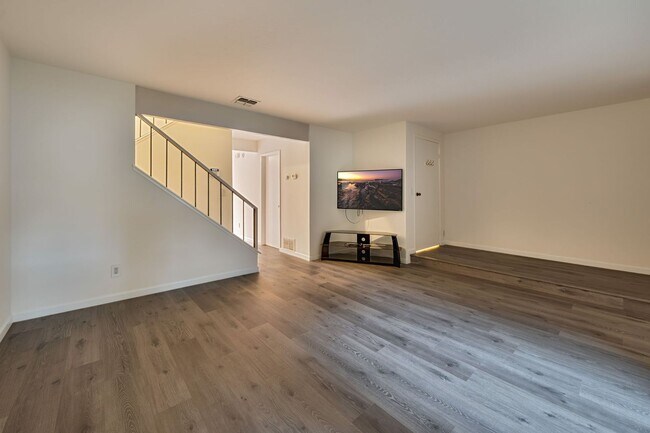 Foto del edificio - 317 Bridge Pl