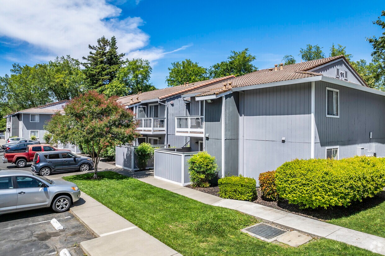 The Grove at Davis - 1333 Arlington Blvd Davis, CA 95616 | Apartments.com