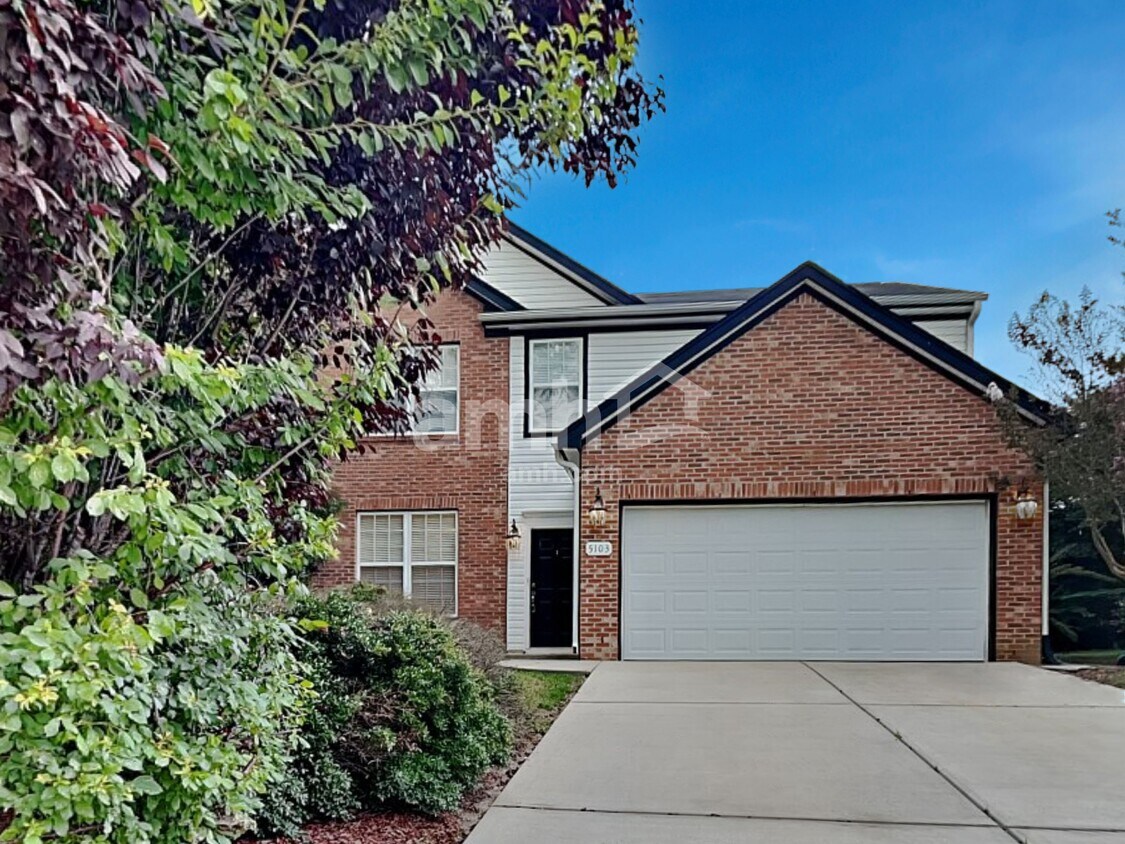 Foto principal - 5103 Cragganmore Dr