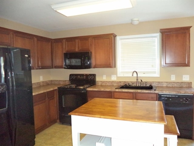 Building Photo - 3139 Champions Trail Ln