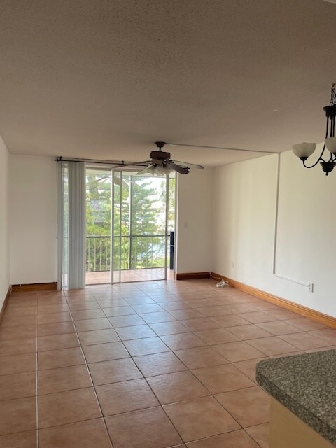 Living Room - 2905 Point East Dr