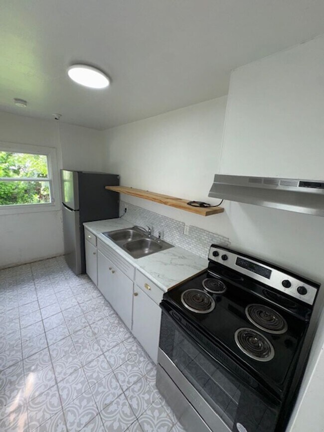 Foto del edificio - 2504-2506 Negley Pl