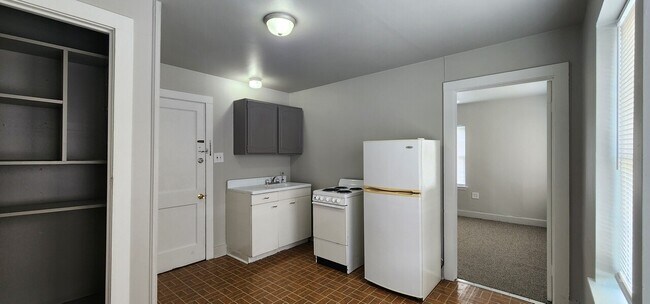 Building Photo - Mink Place Apartments