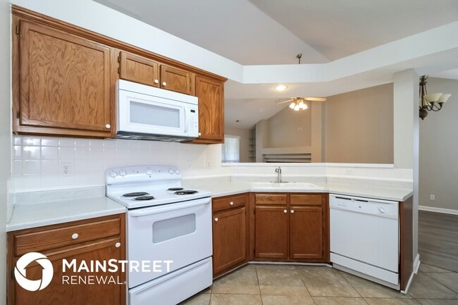 Foto del edificio - 6828 Ashmont Forest Ct