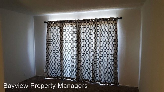 Building Photo - 3326 San Bruno Ave