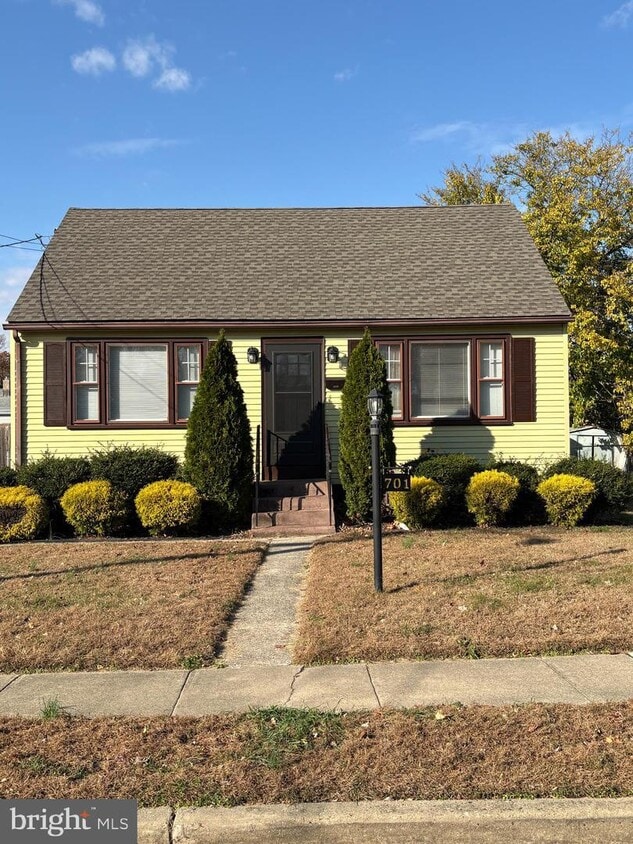 Primary Photo - 701 Brooke Ave