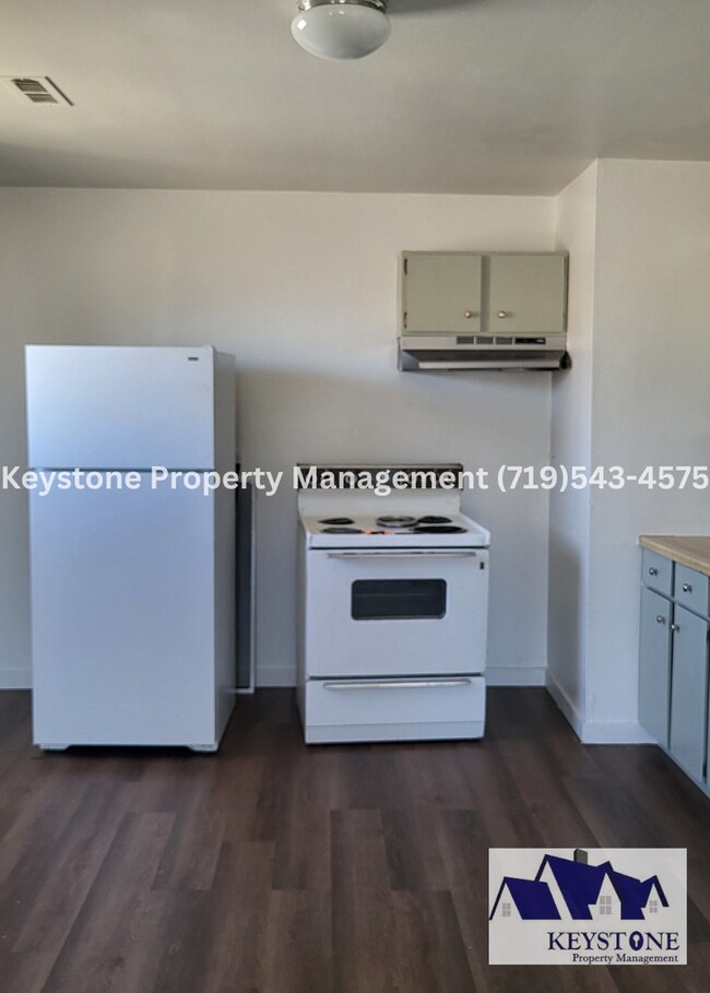 Foto del edificio - 2 Bedroom/1 Bathroom Apartment on 2nd leve...