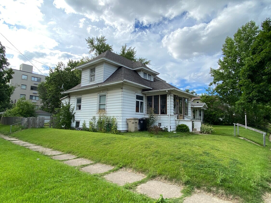 1123 S 21st St, South Bend, IN 46615 House Rental in South Bend, IN