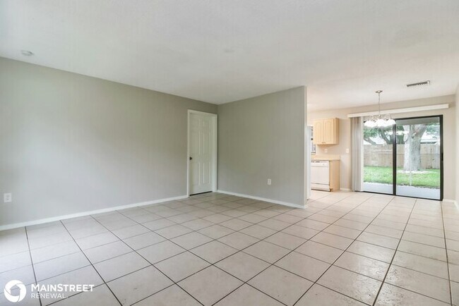 Foto del edificio - 7649 Montague Loop