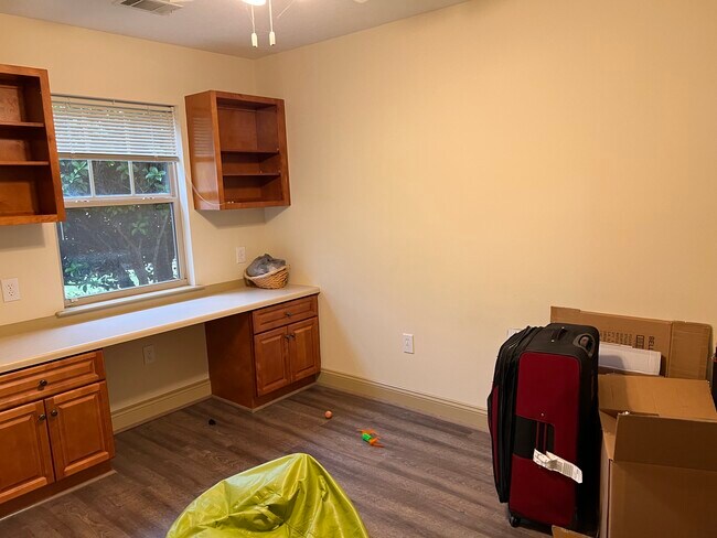 Building Photo - 1711 Muscovy Way