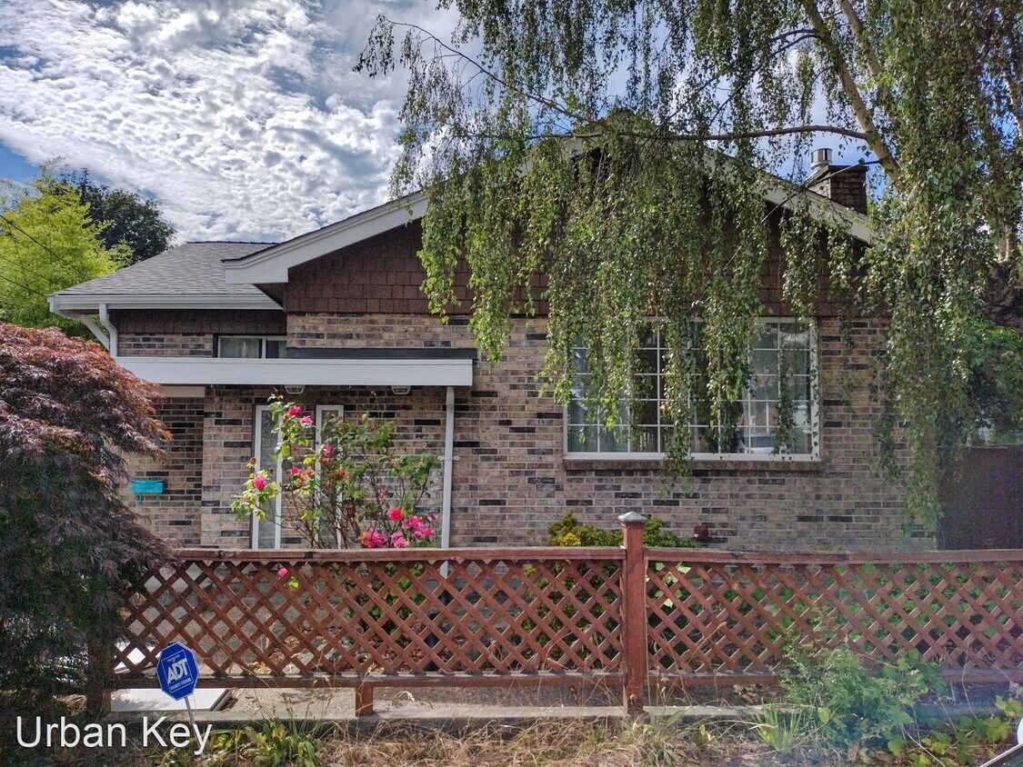 Primary Photo - 2 br, 2 bath House - 7323 Blake Pl SW