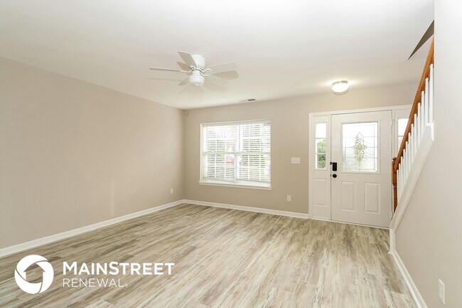 Building Photo - 421 Peachtree Rd