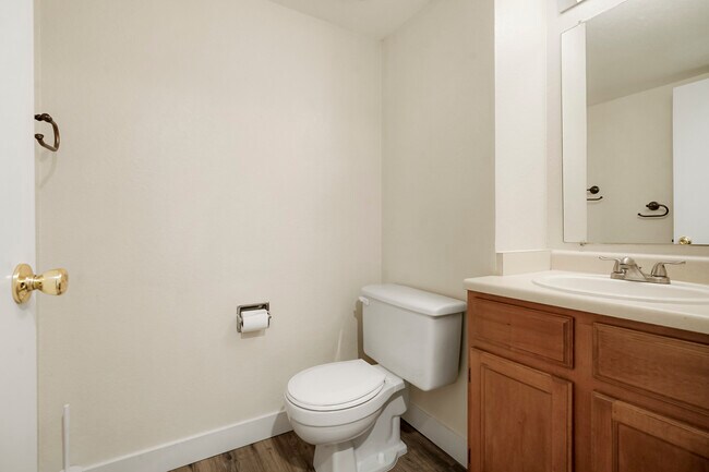 Half bath on main floor - 11554 Community Center Dr