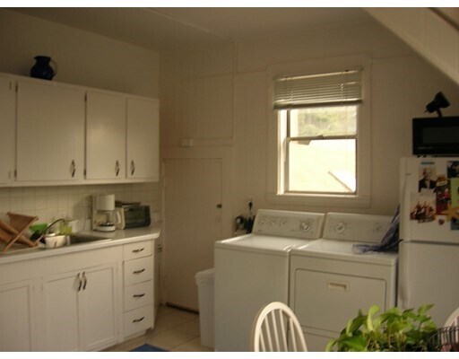 Primary Photo - 29 Conway St