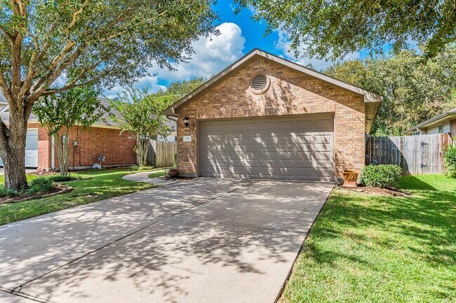 Foto del edificio - 147 Big Thicket Dr