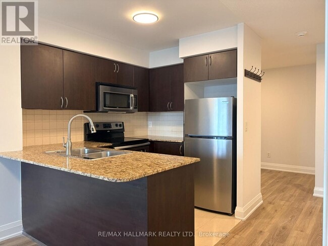 Building Photo - 20 N Park Rd