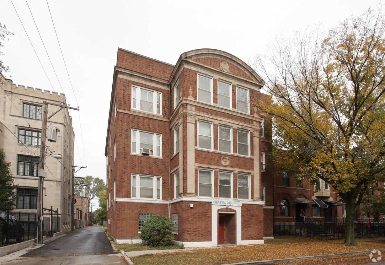 Primary Photo - 924 E 46th St