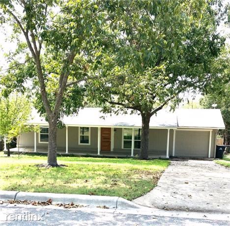 Primary Photo - 3 br, 2 bath House - 208 W 24th St