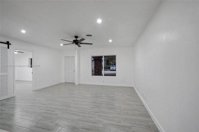 Building Photo - 7516 NW 44th Ct