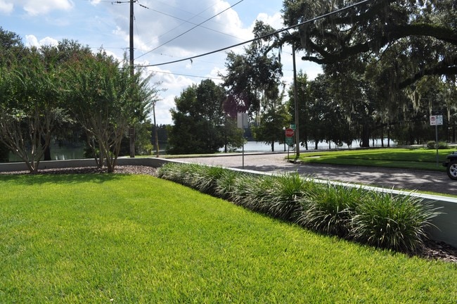 Front Yard - Lake Cherokee Flats