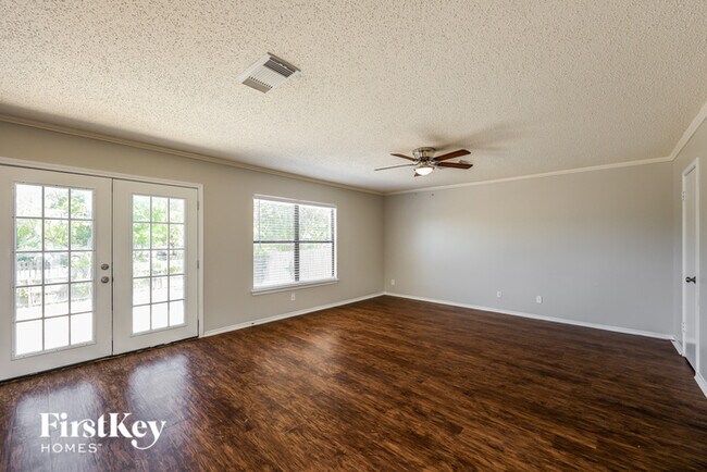 Foto del edificio - 13423 Alder Creek Dr