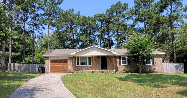 Recepción - 2016 Lakemeadow Dr