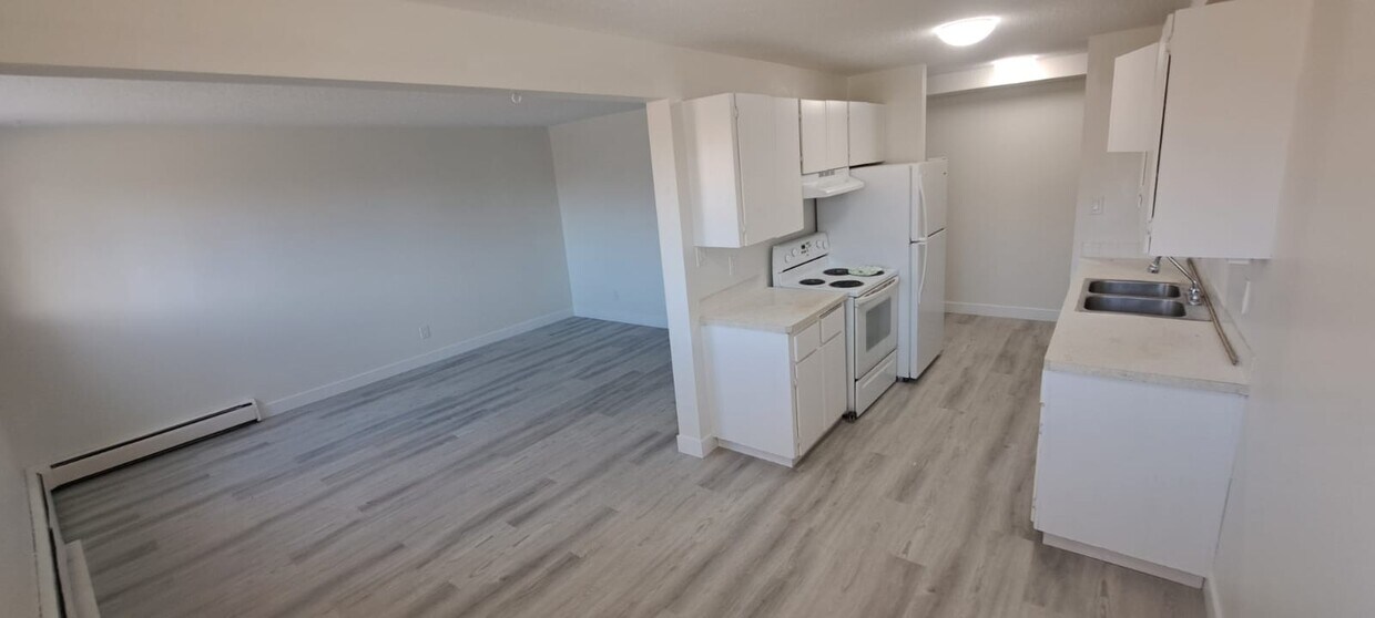 Primary Photo - 4507-144 44 Ave