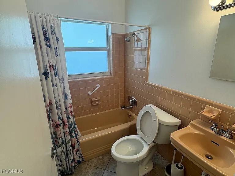 Building Photo - 4956 Viceroy St