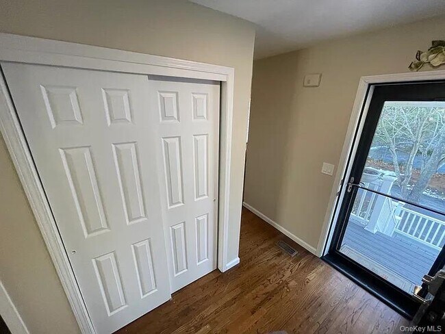 Foto del edificio - 1 Sea Ct Ln