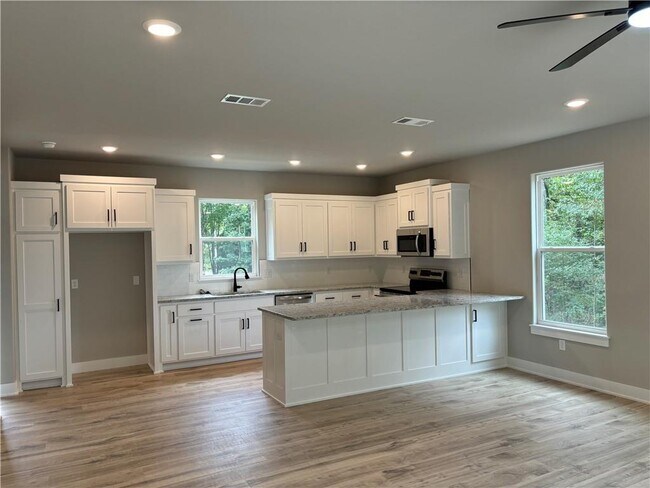 Building Photo - 7 Prestwick Ln