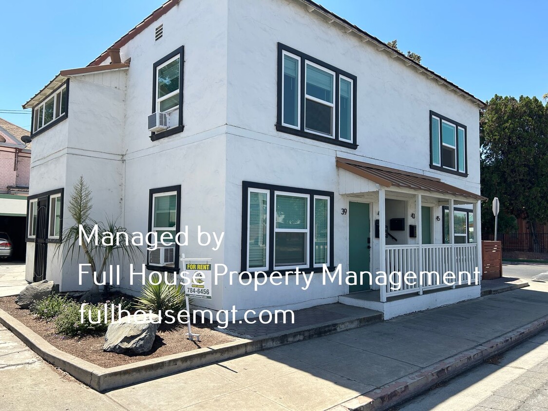Foto principal - Close to downtown