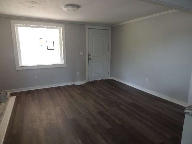 Building Photo - 263 Penson Rd