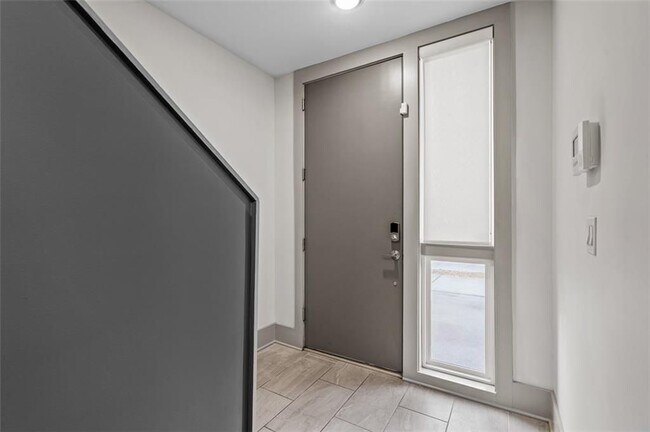 Foto del edificio - 63 Reynolds Square Ln