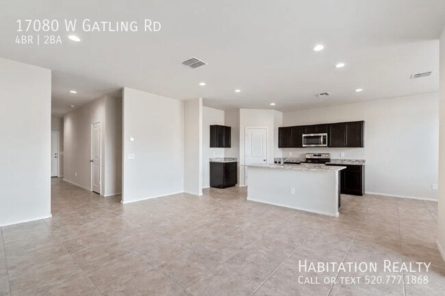Building Photo - 4Bed/2Bath Home, nestled in the picturesqu...