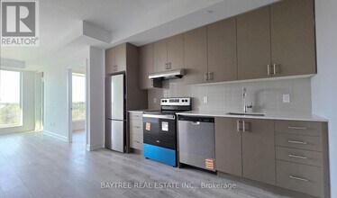 Building Photo - 3240 William Coltson Ave