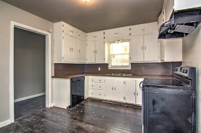 Building Photo - 3614 30th St