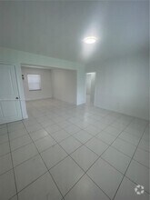 Building Photo - 553 SW 7th St