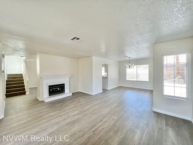 Building Photo - 3 br, 2 bath House - 1806 Monte Alban Dr
