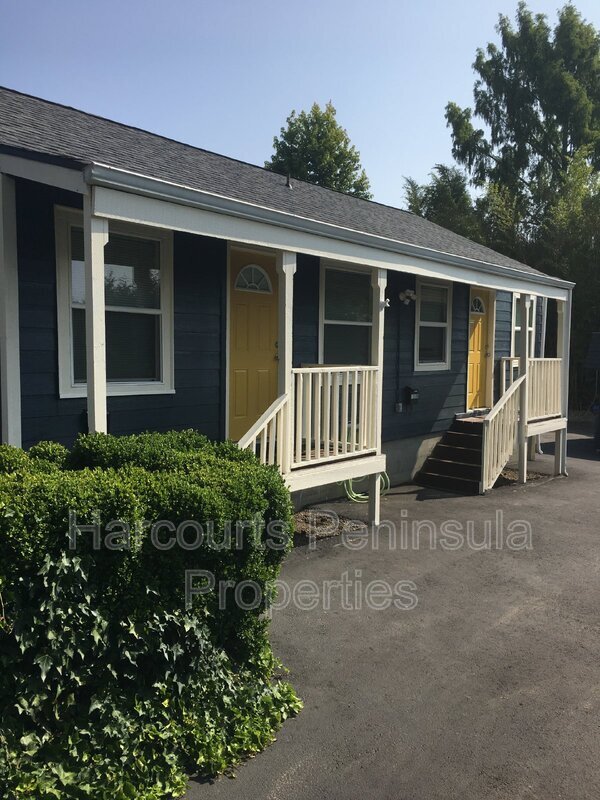 1330 N Lafayette Ave Unit A, Bremerton, WA 98312 Condo for Rent in Bremerton, WA