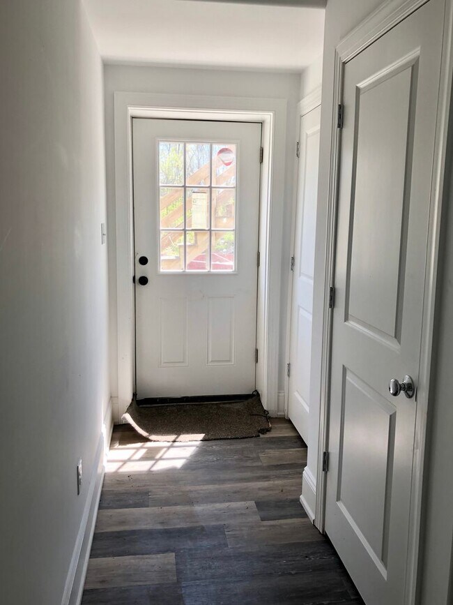 Foto del edificio - New Construction! 2 Bedroom / 1 Bathroom Apt in Collegeville
