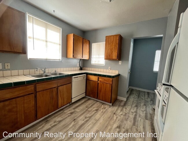 Building Photo - 2 br, 1 bath House - 7331 Hillside St