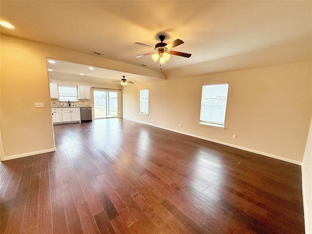 Foto del edificio - 2105 Shady Oaks Ln