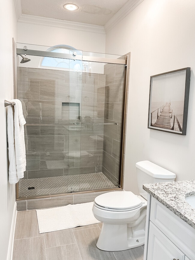 Master Bathroom - 828 Mayo Ln