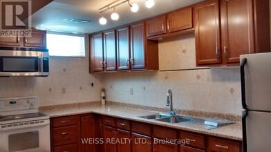 Building Photo - 4063 Ellesmere Rd