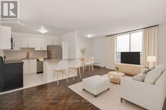 Building Photo - 51 Owen St