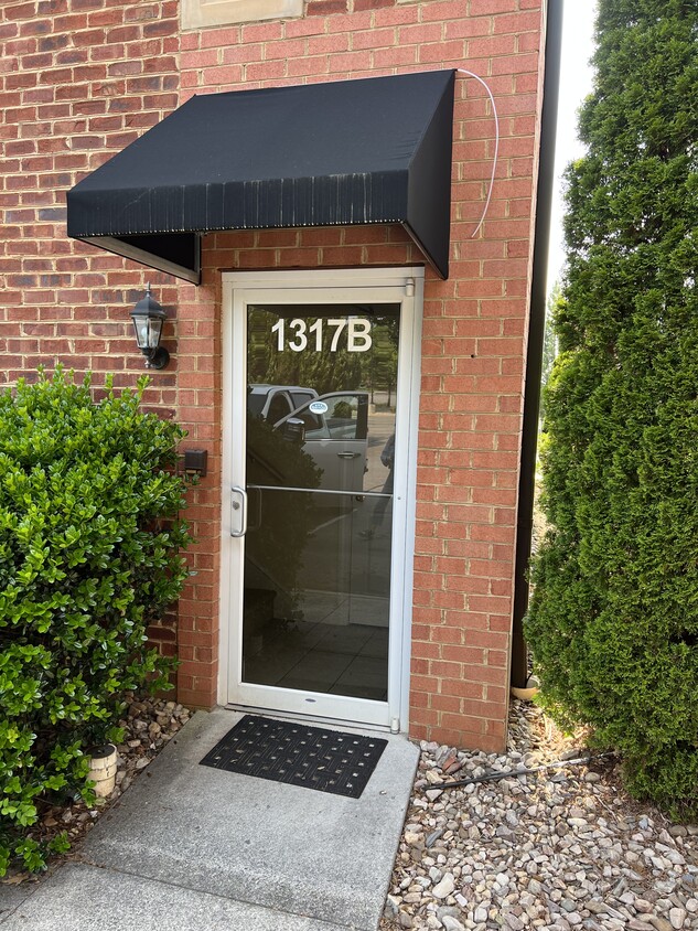 Primary Photo - 1317 Enterprise Dr