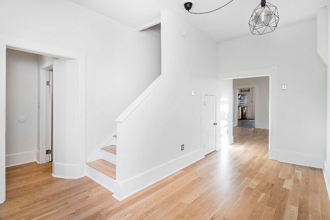 Building Photo - 3546 Lipan St